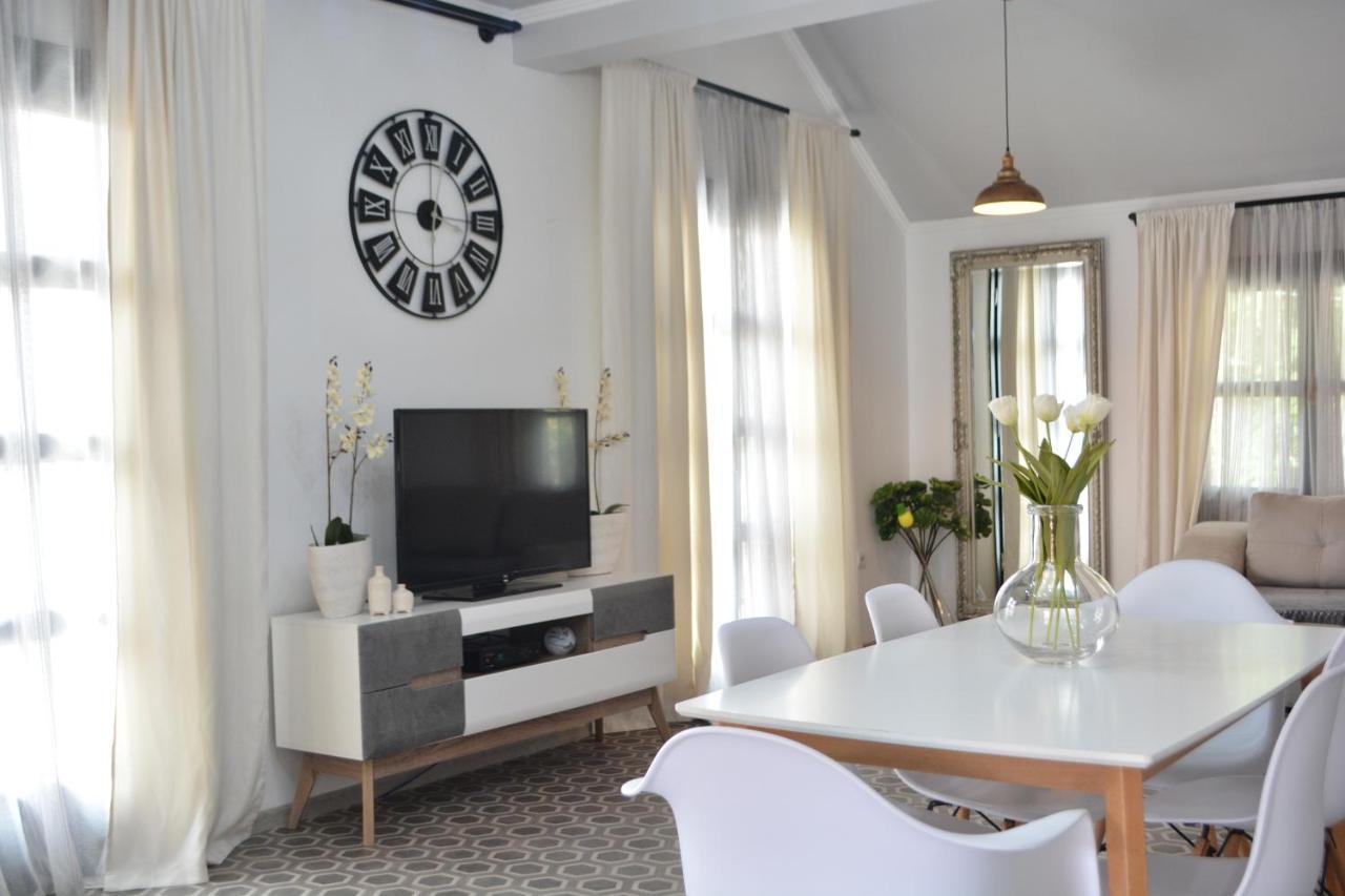Apartman L&M Cetinje Ngoại thất bức ảnh