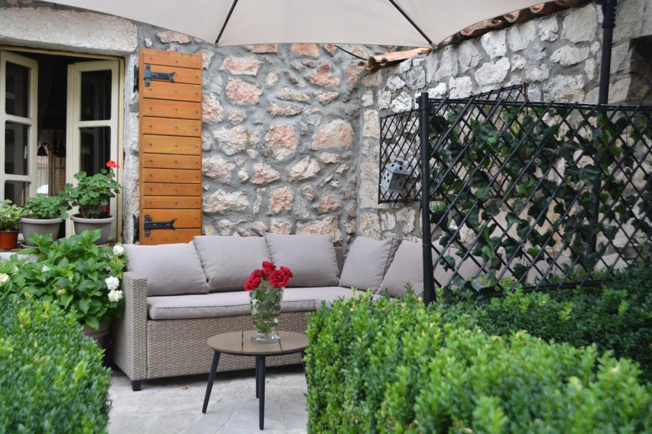 Apartman L&M Cetinje Ngoại thất bức ảnh