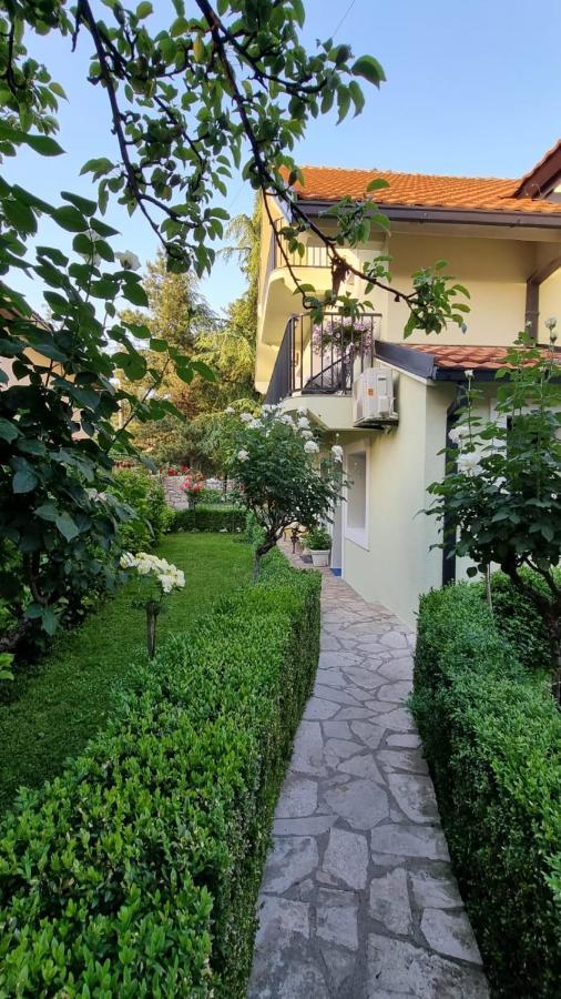 Apartman L&M Cetinje Ngoại thất bức ảnh