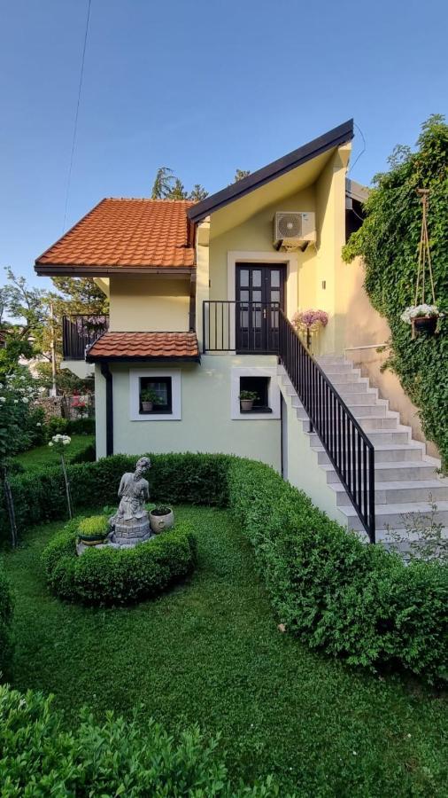 Apartman L&M Cetinje Ngoại thất bức ảnh